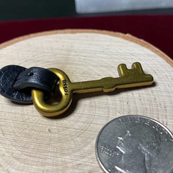 COPY - Fossil Key w/Leather Strap 💛🖤✨ - Picture 3 of 4